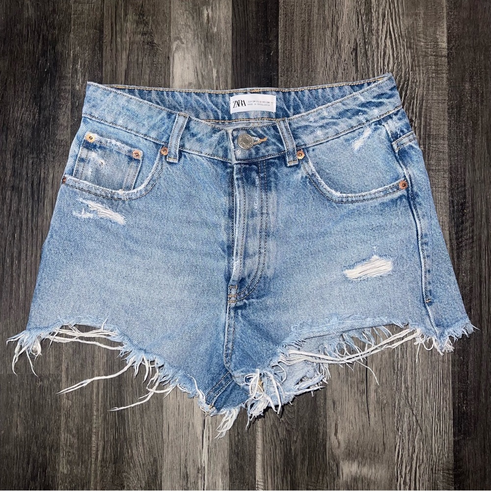 Zara high waisted distressed shorts